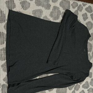 Fitted dark grey long sleeve